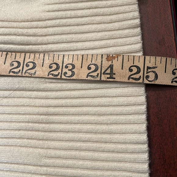 Sioni Milano Embroidered Statement Sleeve Sz Medium Woman Cream Ribbed Mock Neck - Picture 7 of 7